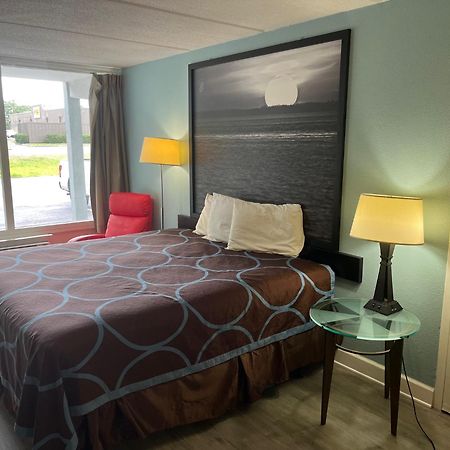 Super 8 By Wyndham Kingsland I-95 Naval Base Area Hotel Exterior photo