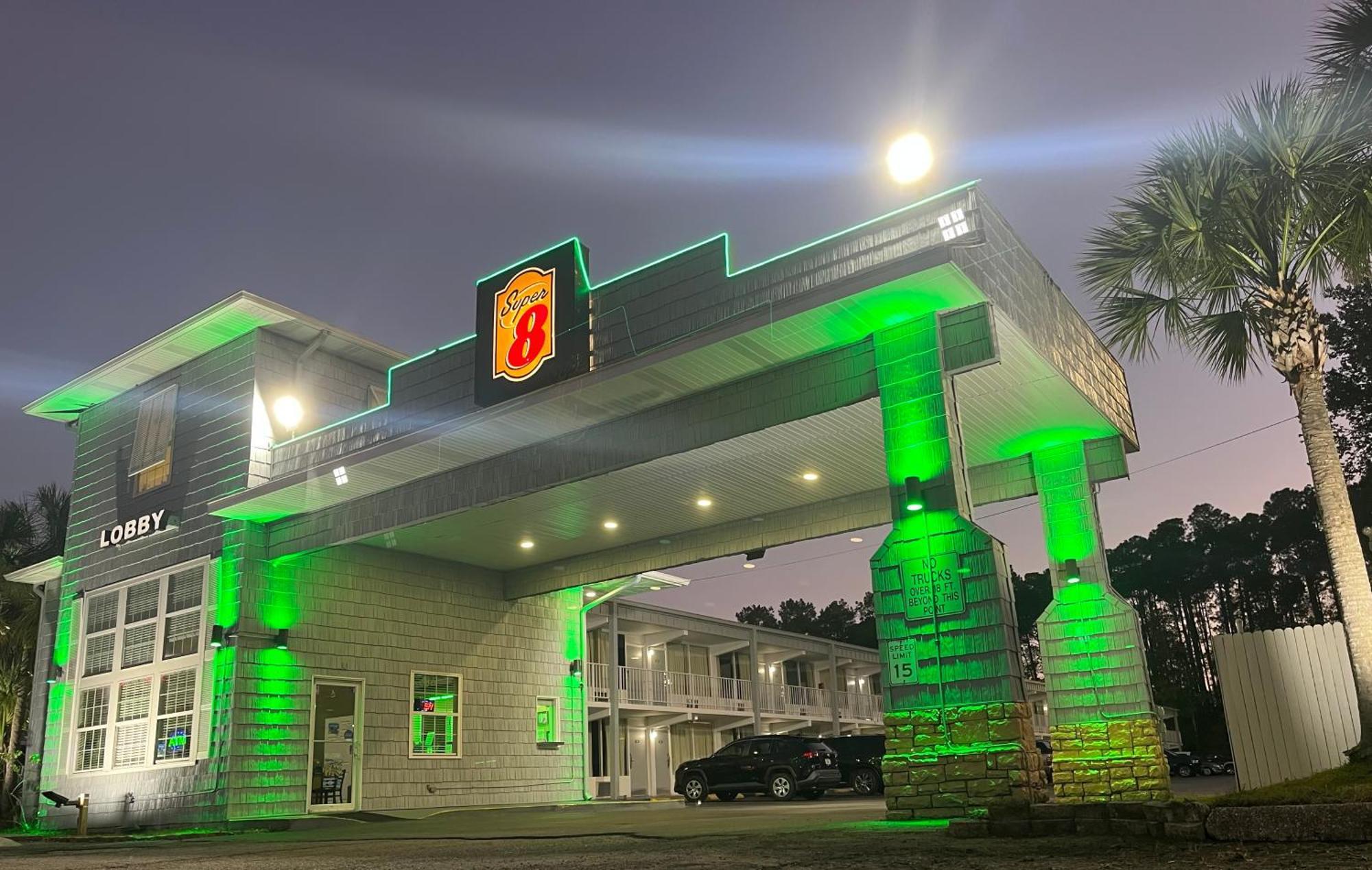 Super 8 By Wyndham Kingsland I-95 Naval Base Area Hotel Exterior photo