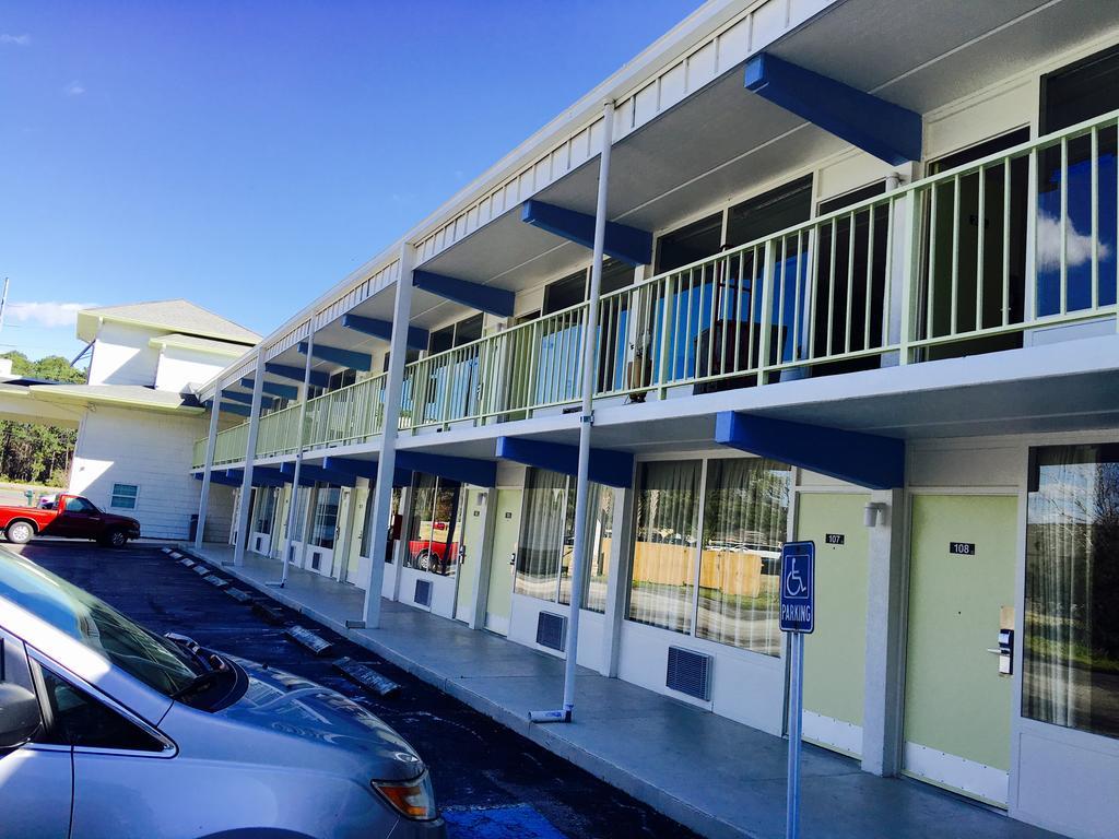 Super 8 By Wyndham Kingsland I-95 Naval Base Area Hotel Exterior photo